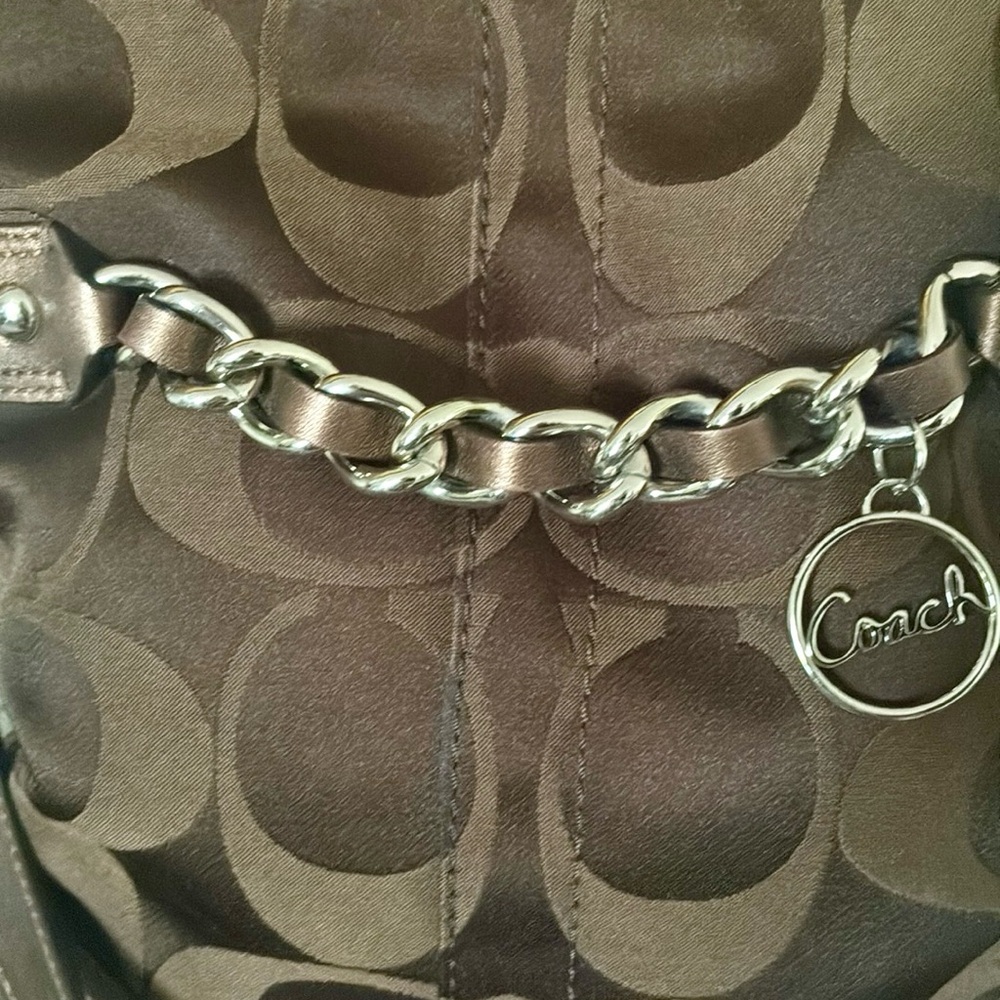 Coach Signature Optic Chain Bag - Picture 8 of 14